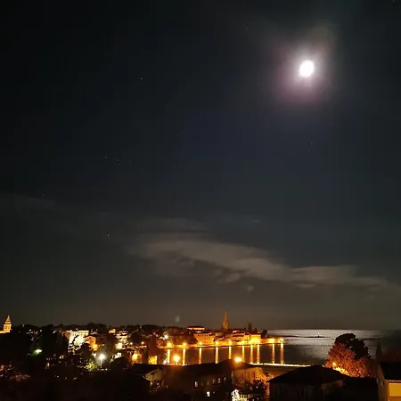 Sea View Apartment Porec